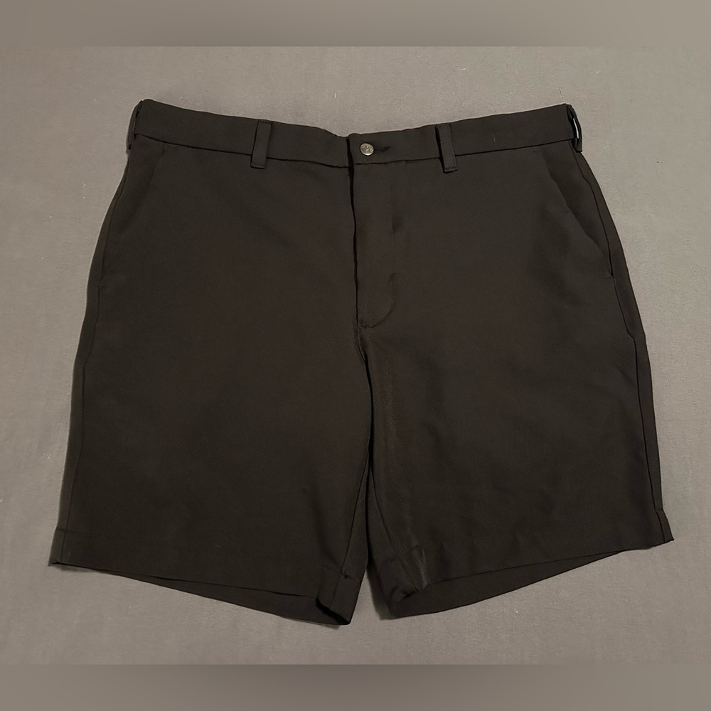 Men’s Size 36 Callaway Golf Shorts